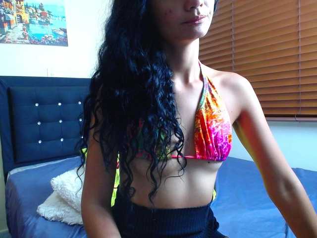 Fotod SofiaFranco Guys i need to squirt help me please!!!squirt at goalpvt on @remain 555