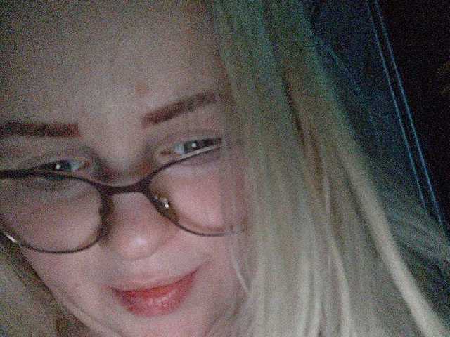 Ringhäälingupildid SofiaWilson23