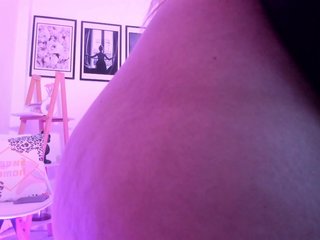 Erootiline videovestlus sofihill