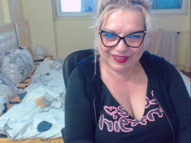 Fotod SonyaHotMilf your tips makes me cum and squirt,xoxo