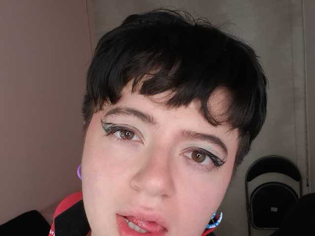 Profiili foto SOPHIA-JONES