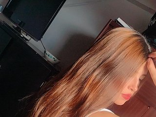 Erootiline videovestlus Sophiaevans2023