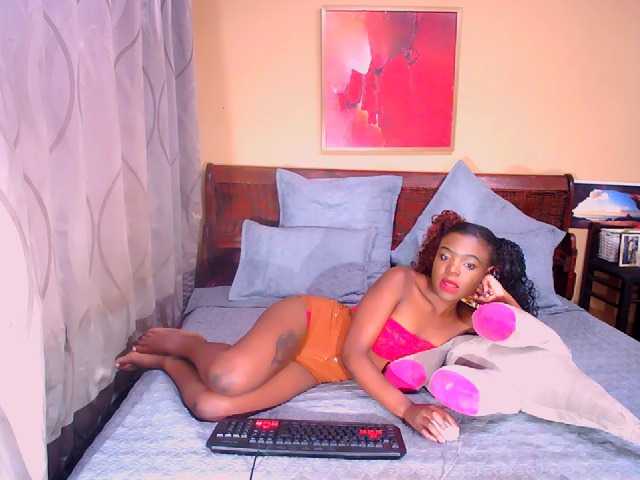 Ringhäälingupildid SquitingQueen