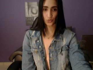 Fotod Stacycross Striptease show - #latina #hot and #cute Do you want more? I don't believe #lovense #boobs #ass and so #sexy Do you want to be my #daddy?