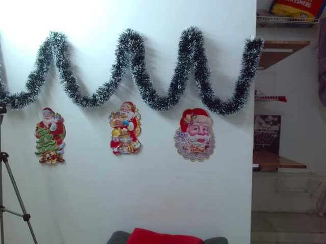 Ringhäälingupildid Steffy-Skinny