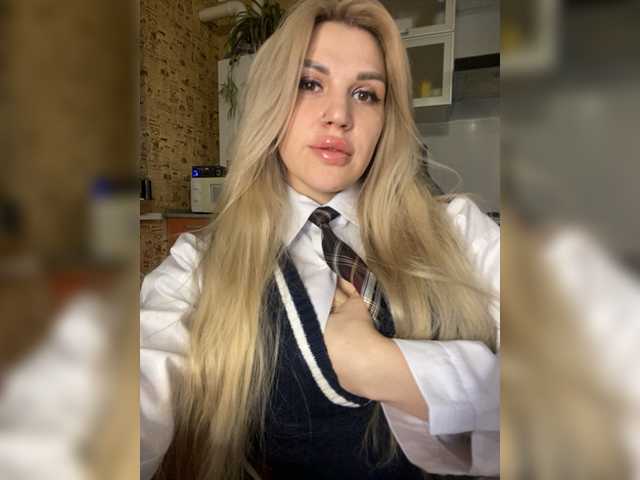 Ringhäälingupildid CyberWhore111