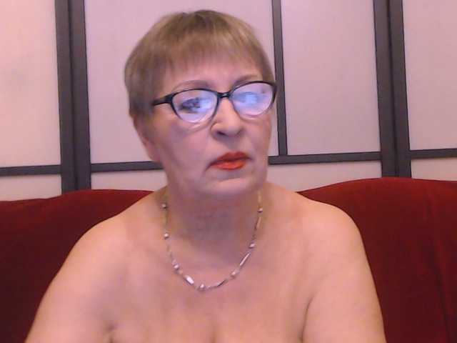 Fotod SugarBoobs helloass-20,boobs-30,pussy-50,naked-100,luch control 5 min-200 tkn