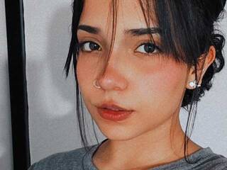 Erootiline videovestlus Sulli-3