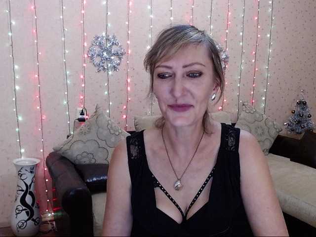 Fotod SusanSevilen Show outfit - 5 tokens, Dance-20 tokens, Stroke the chest-10 tokens, show tongue-5 tokens, kiss -5 tokens, confess love-3 tokens order music - 3 tokens. Thumb Sucking Simulating Blowjob - 10 Tokens watch the camera with comments-50 t add to friends-15 t