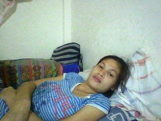 Fotod SusyAsian18 come to my room and lets have fun...