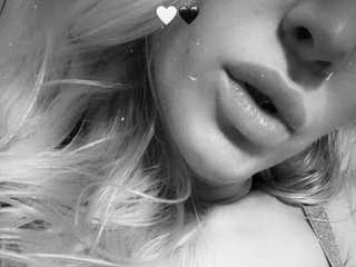 Erootiline videovestlus Suuzykiss