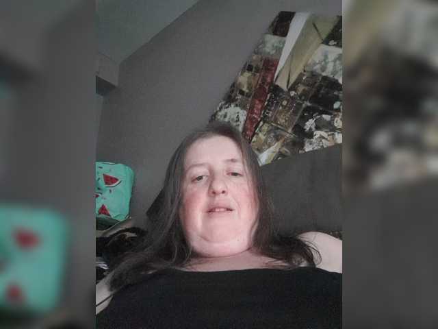 Fotod SuzyQT78 Cum and join me. If u like what u see all I ask for is a 5 token appreciation starting point ❤ make a girl feel special. Sadly C2C does not work on my mobile phone please don't request as it will be ignored. ❤ However we can still have lots of fun.