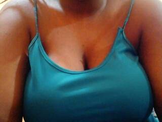 Erootiline videovestlus Sweet-teyy