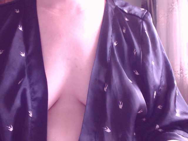 Fotod SweetBrunete on samuse ensemble;)? ...xxx...on commence avec 30 tokens seins....et on continue..xxxx