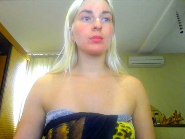Fotod SweetGia like 11 / ass 50 / chest 80 / feet 20 / control toys 199 10 min/more pvt c2c 25/33 ultra 33 sec/blowjob 60/snap355/ AHEGAO FACE 13/ naked 350/oil bobs 111/ice in panties: 110