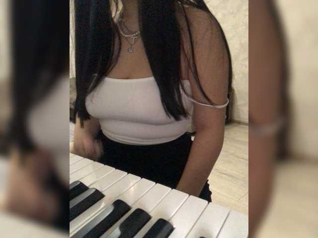 Ringhäälingupildid Sweetie-Kris