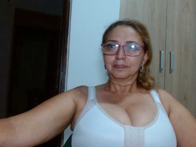 Fotod sweetthelmax hi, lover ❤️ make me cum ❤️ love show ❤️ lovense fuck take off t-top #pussy #mature hot #51 #horny