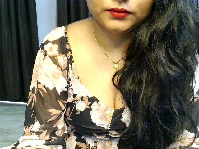 Ringhäälingupildid Swetha-Singh