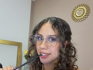 Erootiline videovestlus SylvannaMorelli