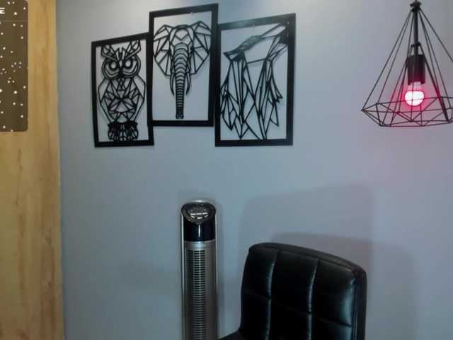 Ringhäälingupildid TaraFisherX