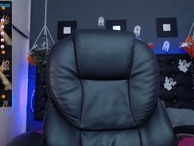 Ringhäälingupildid TarianaRose