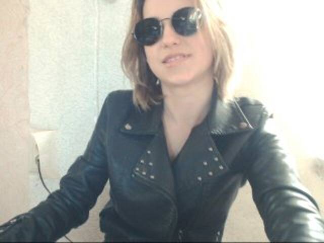 Ringhäälingupildid PlayGirlKiss