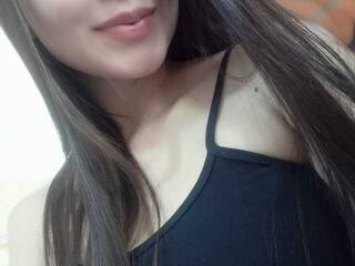 Erootiline videovestlus thamara-19