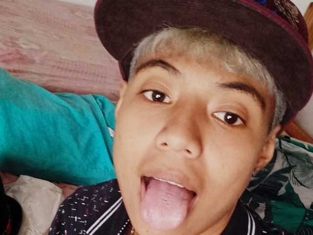 Profiili foto thelesbianhot