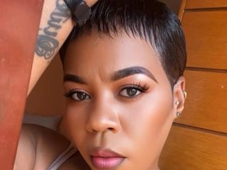 Erootiline videovestlus THICKBUNNYCHICKxx