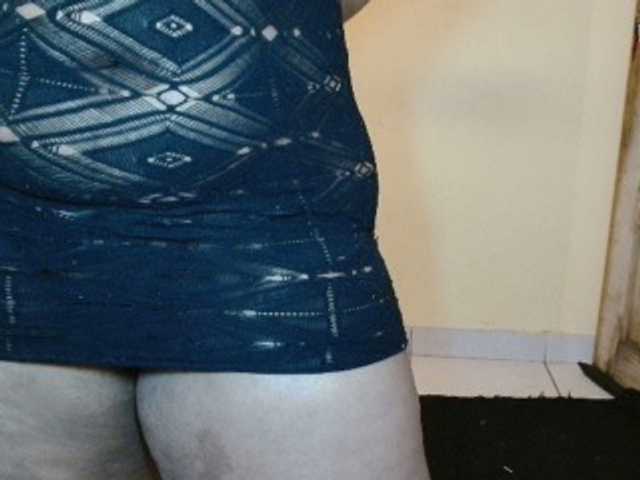 Ringhäälingupildid ThickCandiesx