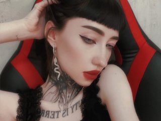 Erootiline videovestlus ThinWhiteDuchess
