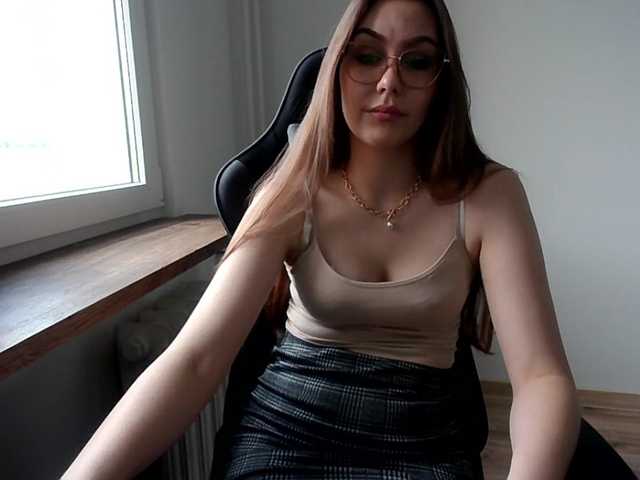 Fotod TiaLove lets have fun and explore each others bodies and minds :P :* joi, cbt, cei, sph, domination, roleplays, dirty talk