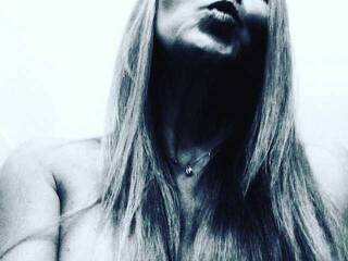 Erootiline videovestlus tieta