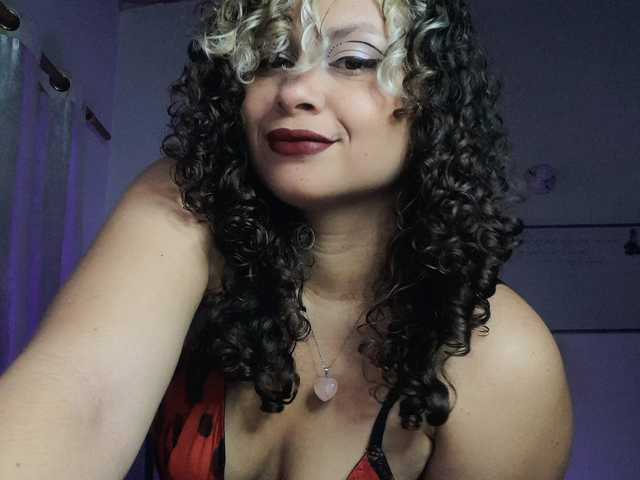 Profiili foto Tinaqueen1