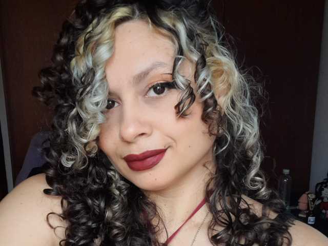 Profiili foto Tinaqueen1