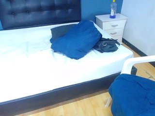 Erootiline videovestlus tiny-veronica