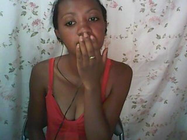 Ringhäälingupildid tinychloe