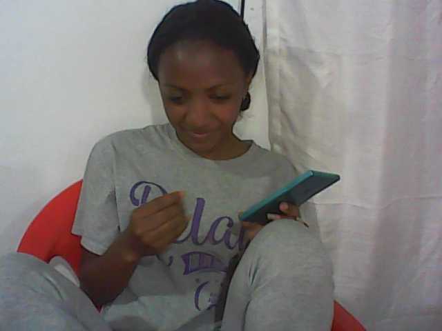 Ringhäälingupildid tinychloe