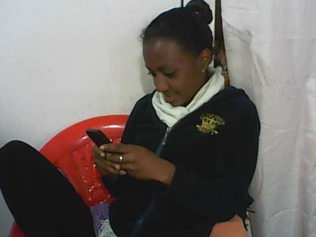 Ringhäälingupildid tinychloe