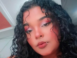 Erootiline videovestlus TinyZoe18