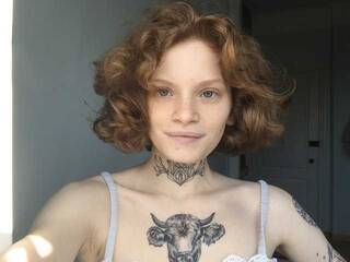 Erootiline videovestlus Toninita