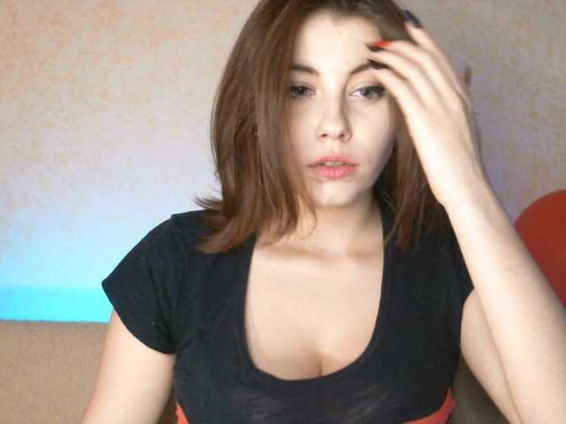 Fotod Chika_Bom Hello everyone, I'm Katya) Let's chat and more *) Lovens from 2 tokens) Put love and comments.