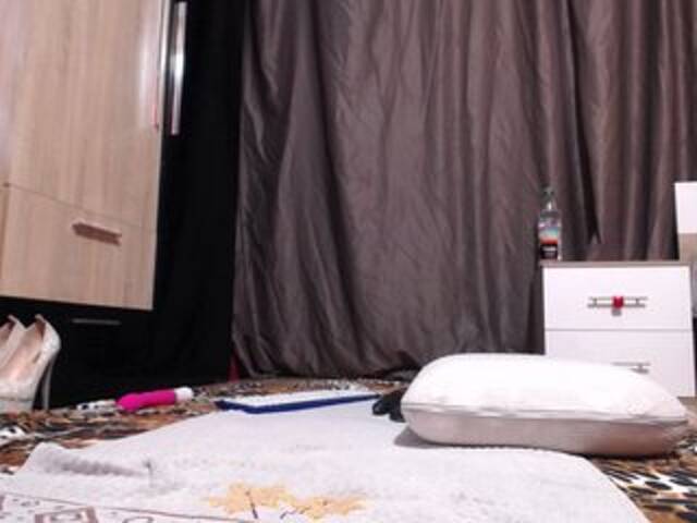 Ringhäälingupildid TotalSlave4u