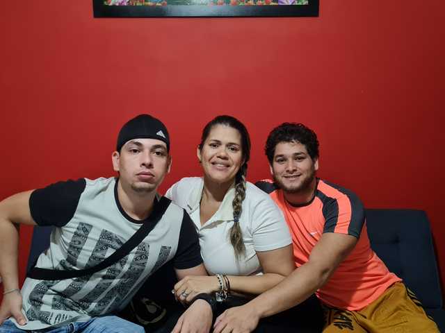 Profiili foto TwBoyOnGrlBBW