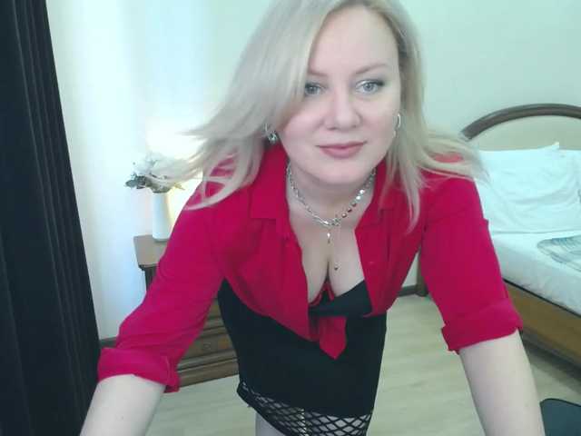 Fotod TwinklingStar I'm in a very playful mood, I want to dance for you!