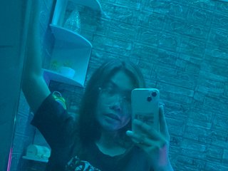 Erootiline videovestlus Urhotpinayxoxo