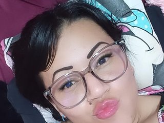 Erootiline videovestlus valentina-jones