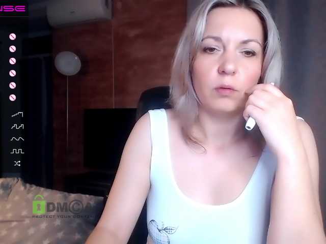 Ringhäälingupildid VickiSecret