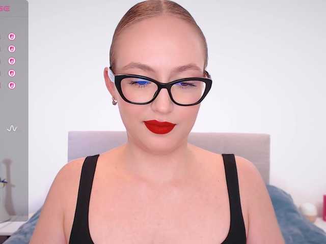Ringhäälingupildid vickyblondiua