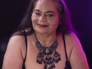 Erootiline videovestlus QueenMatturex
